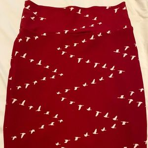 EUC Small LulaRoe Cassie pencil skirt red birds